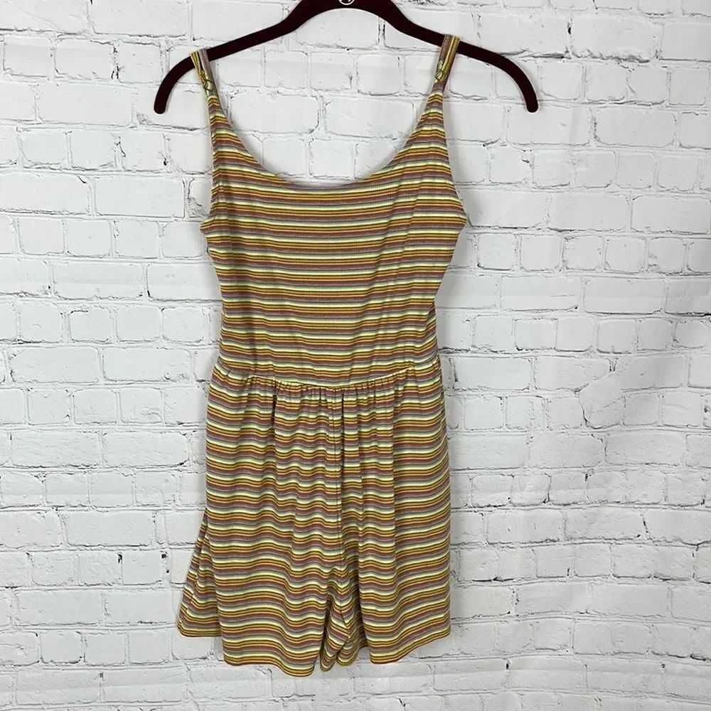 Wild Fable Sleeveless Stripped Ribbed Romper w/Pockets Size Small